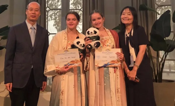 Nieuwegeinse vwo-leerling wint landelijke Chinese spreekwedstrijd