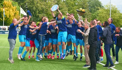 Parkhout 2 promoveert met overtuigende 0-4 zege naar reserve hoofdklasse