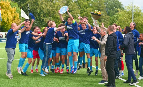 Parkhout 2 promoveert met overtuigende 0-4 zege naar reserve hoofdklasse