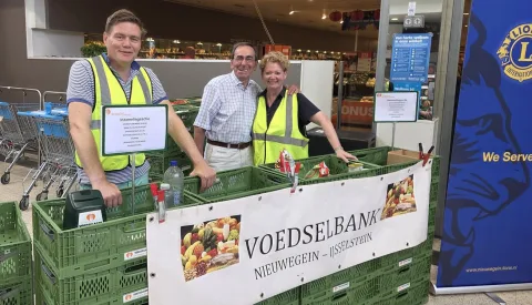 Kratjes stapelen op Cityplaza: Lionsclub kijkt terug op royale inzameldag