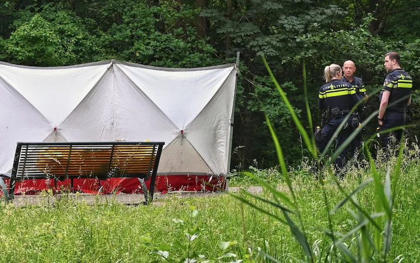 Persoon overleden gevonden in water bij Parkhout in Nieuwegein