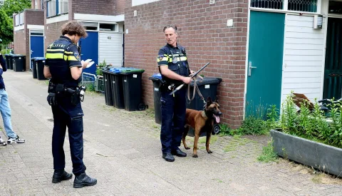 Politie onderzoekt conflict en vernielingen bij Rechthuisdrift in Nieuwegein