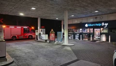 Brandweer rukt uit voor rookontwikkeling bij nieuw OK-tankstation aan de Richterslaan