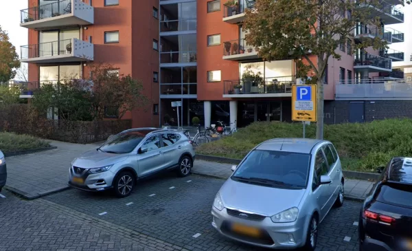 94-jarige vrouw slachtoffer van bankhelpdeskfraude aan Rembrandthage