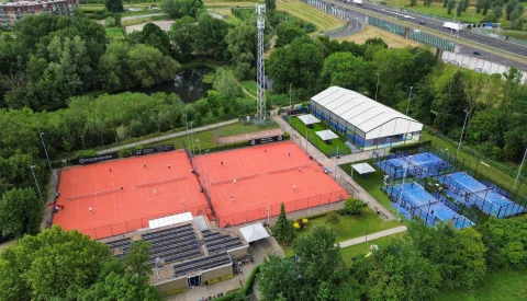 Bouw nieuwe indoorpadelbanen bij TV Vreeswijk gaat van start