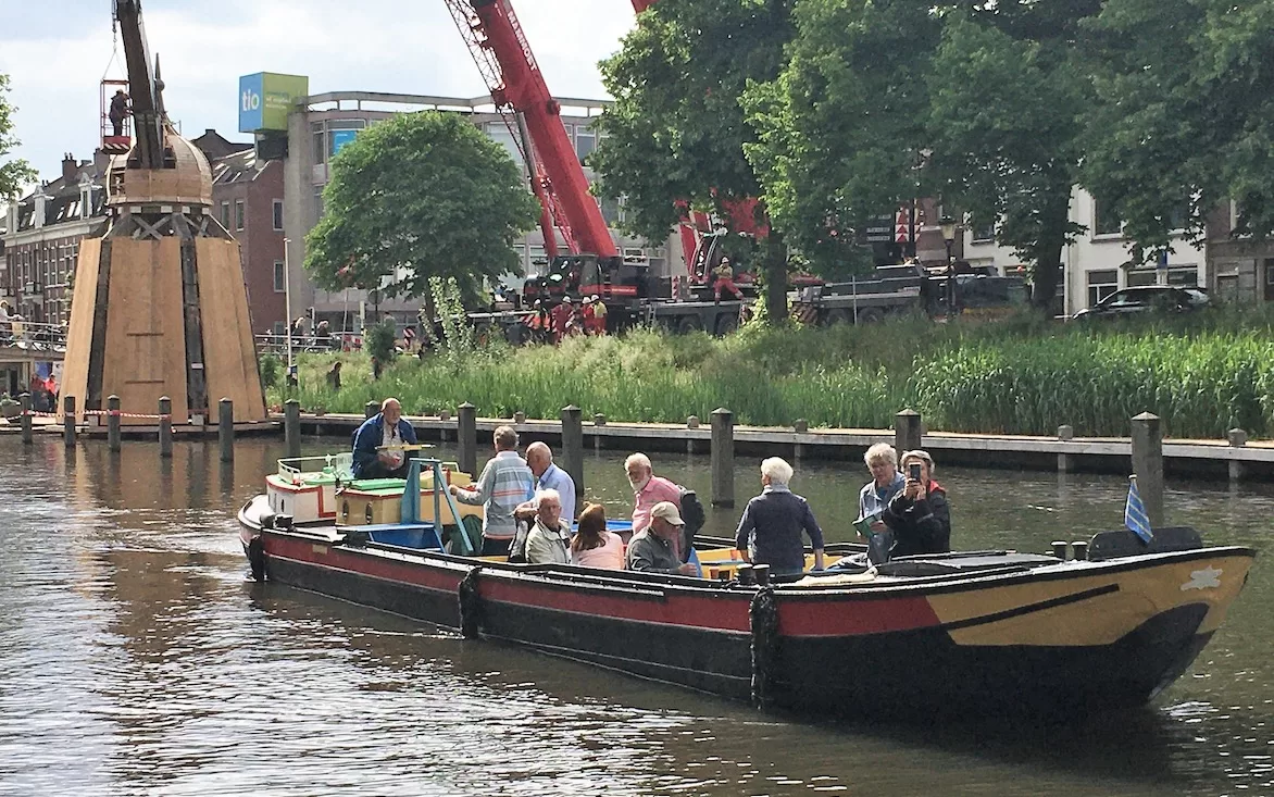 Rondvaart naar de stadskraan in Utrecht